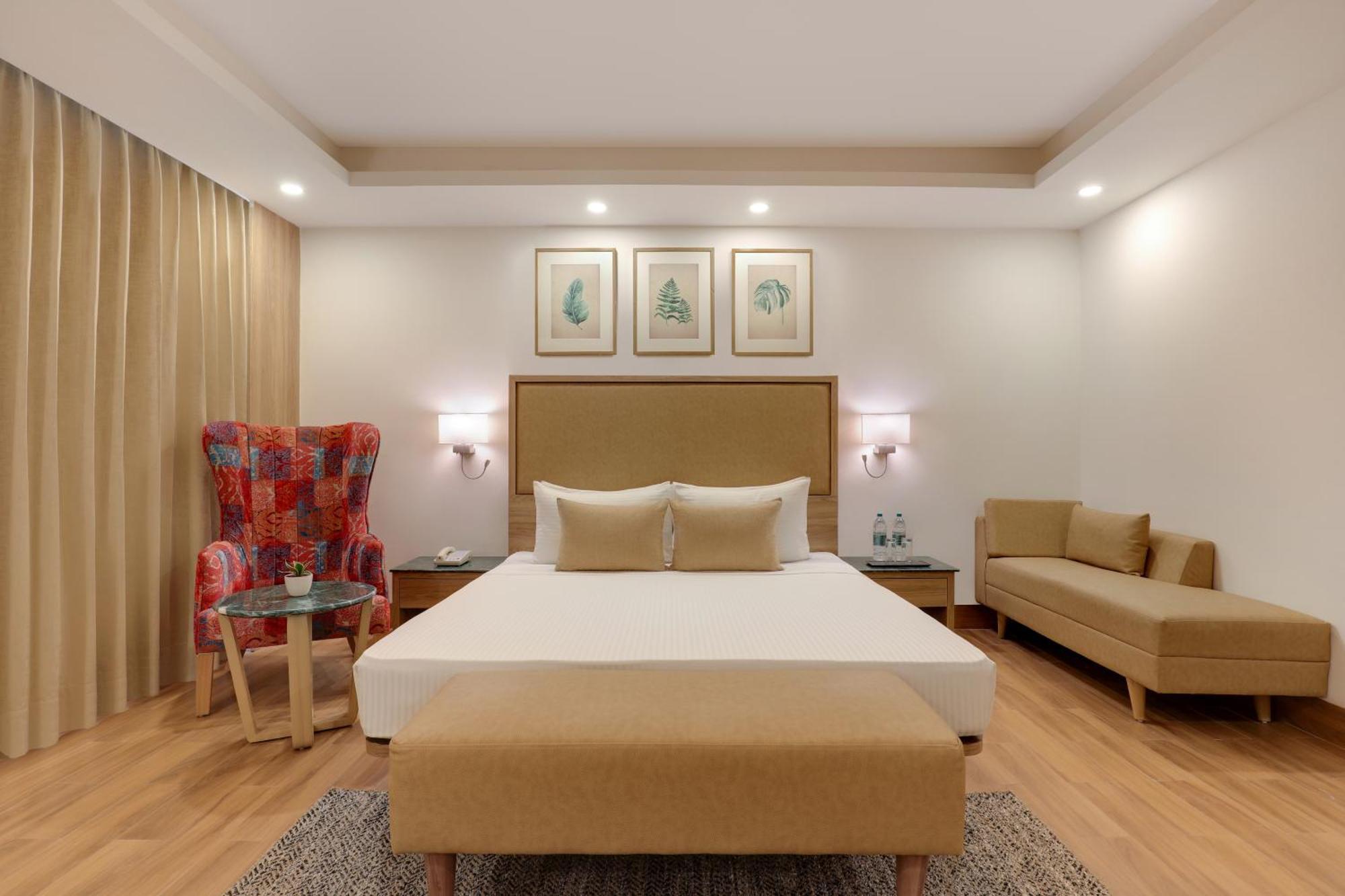 Lemon Tree Hotel, リシケーシュ エクステリア 写真