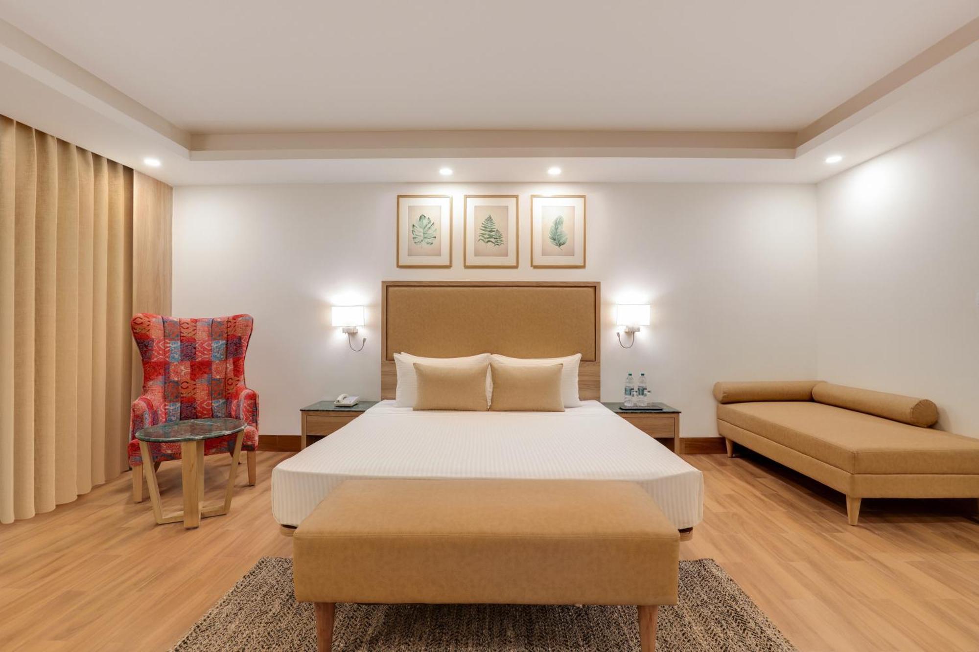 Lemon Tree Hotel, リシケーシュ エクステリア 写真