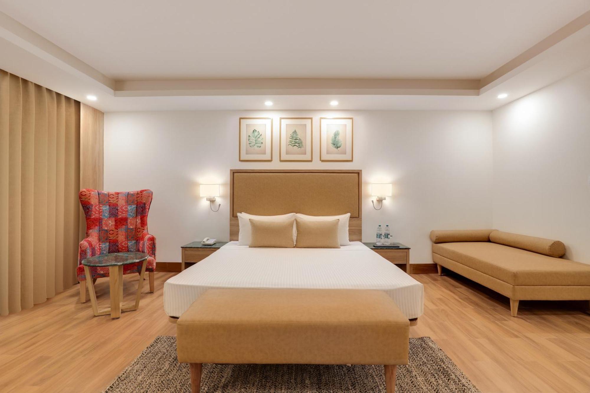 Lemon Tree Hotel, リシケーシュ エクステリア 写真