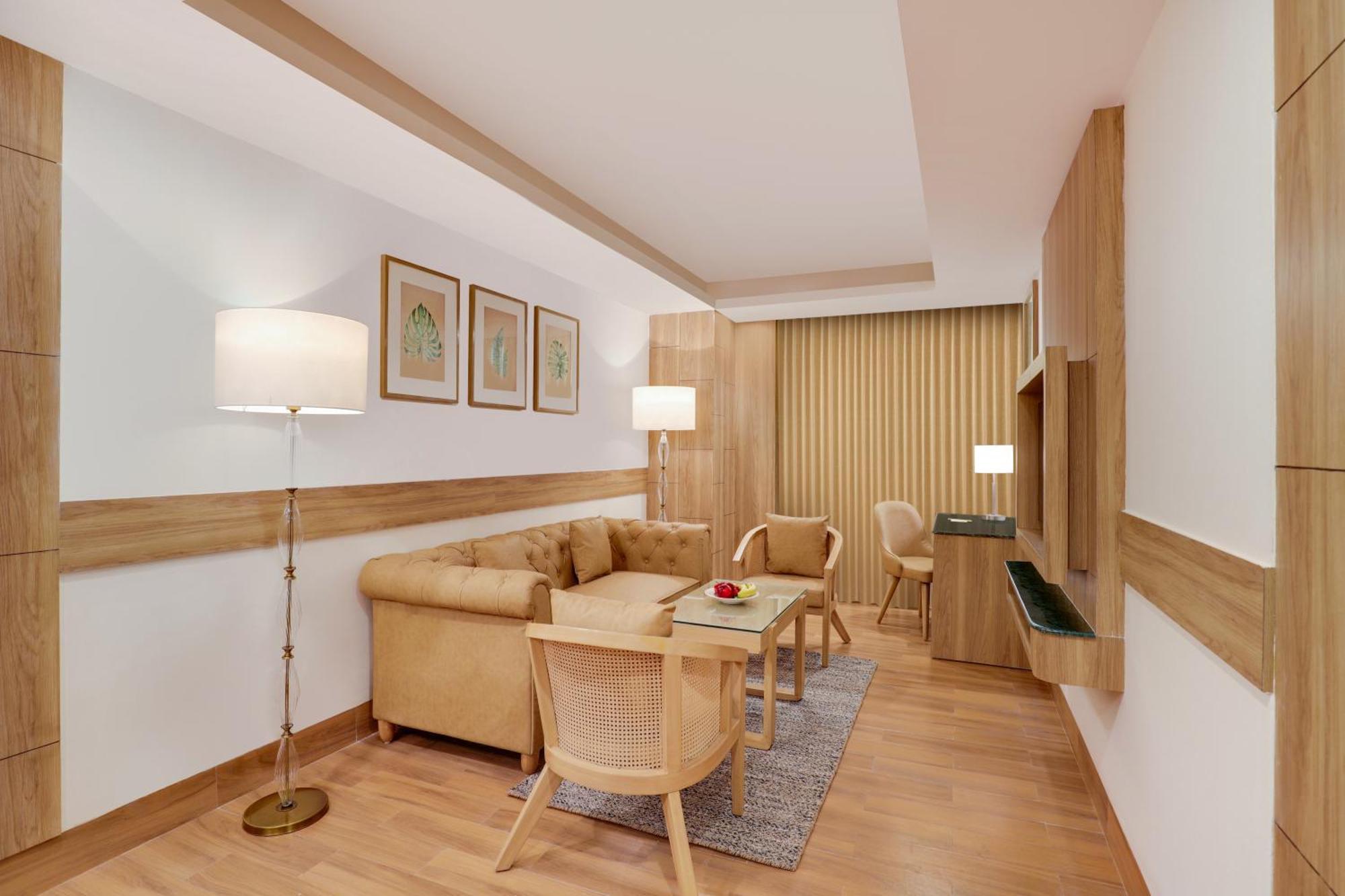 Lemon Tree Hotel, リシケーシュ エクステリア 写真