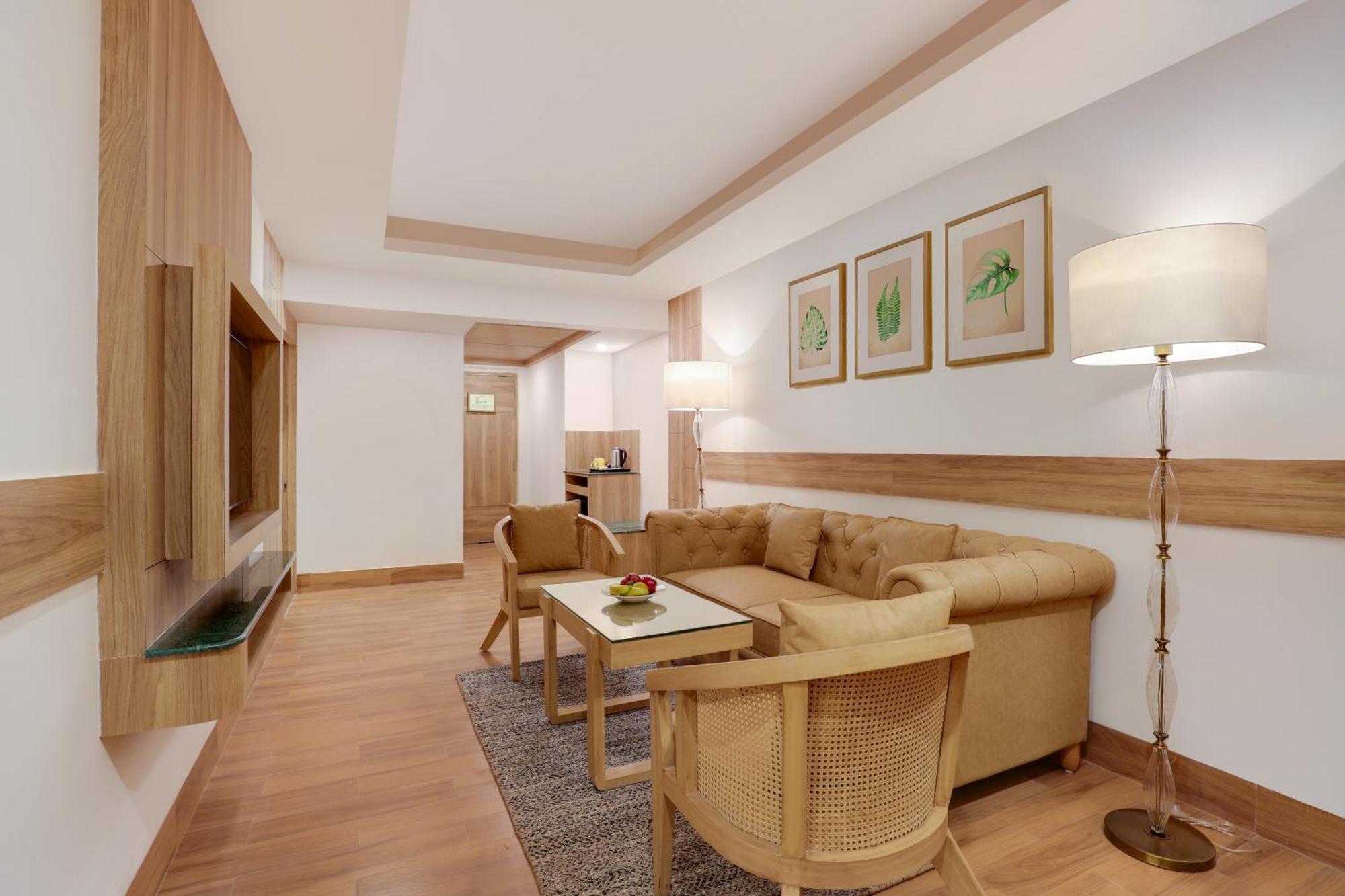 Lemon Tree Hotel, リシケーシュ エクステリア 写真